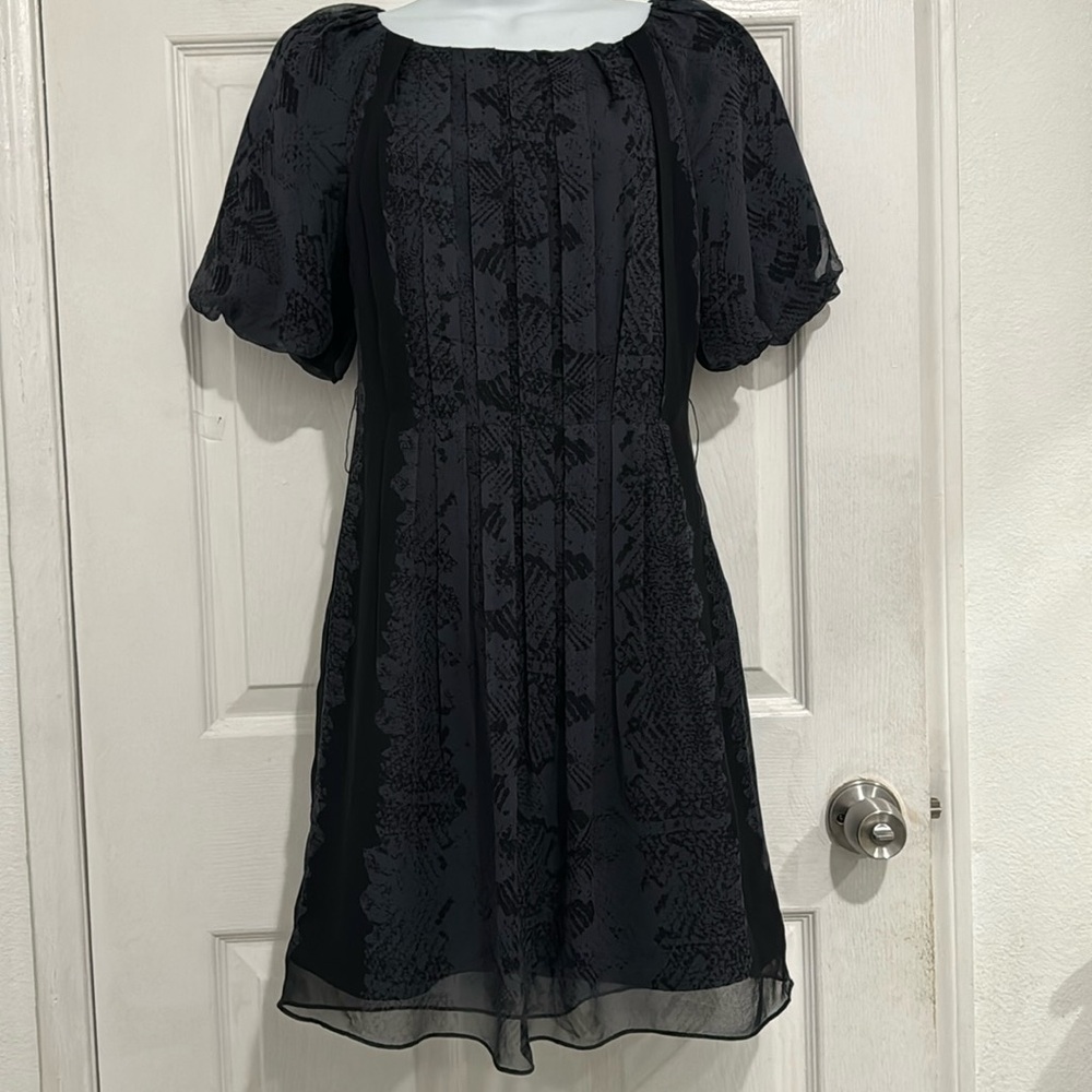 Brand new Juicy Couture 100% Silk Black and Gray Print Dress Size small